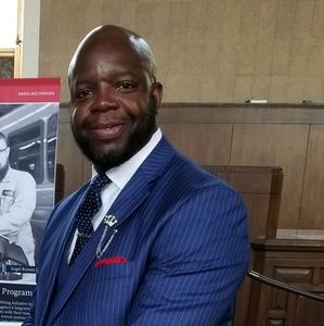 Meet your Posher, Corin-manning